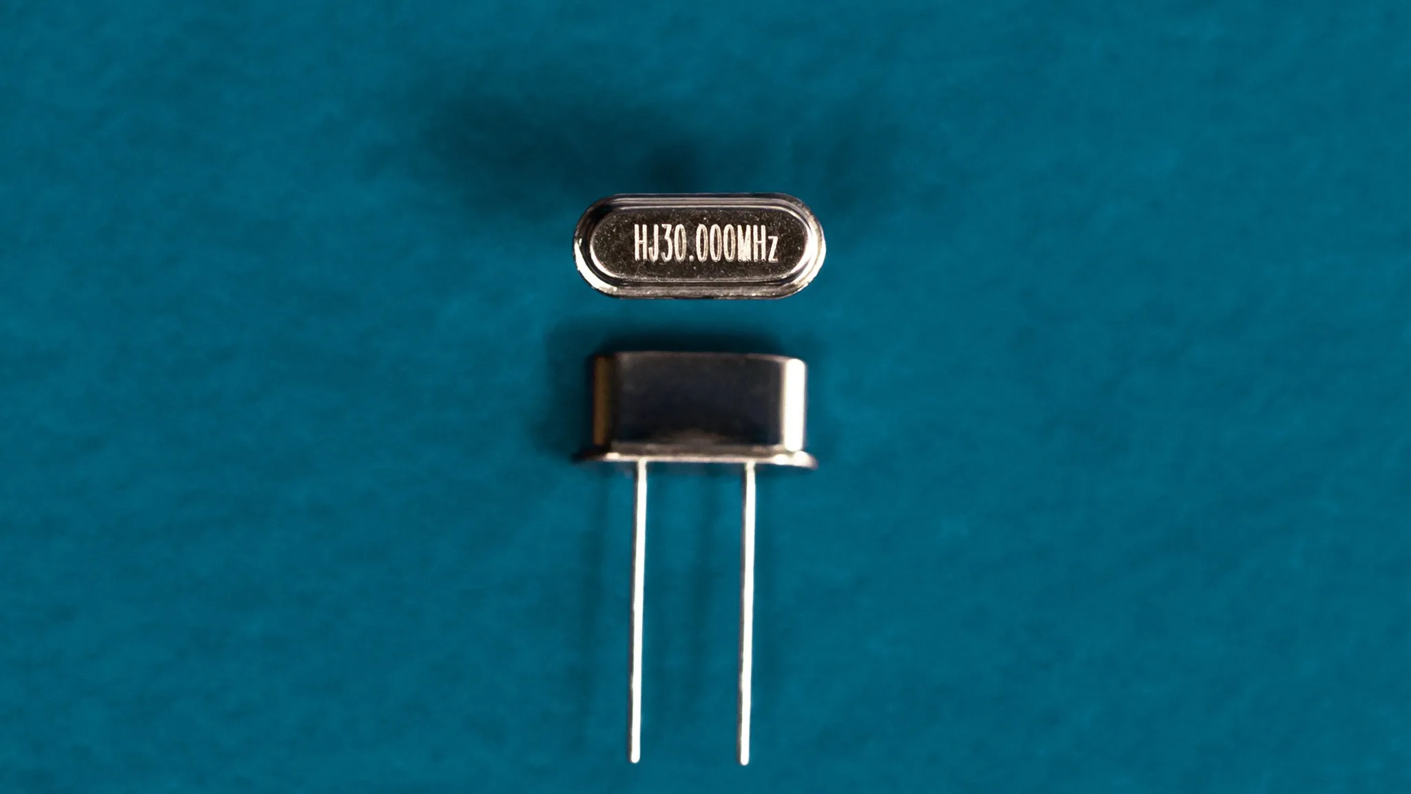 Environmental Factors Affecting Crystal Oscillator Performance and Solutions
